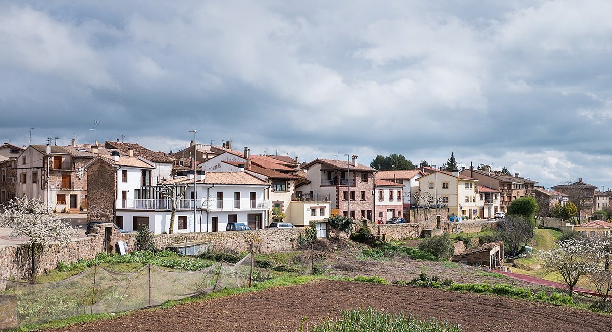 Hasta 60.000 € para reformar tu casa en el pueblo: guía de ayudas por comunidad autónoma (2026)